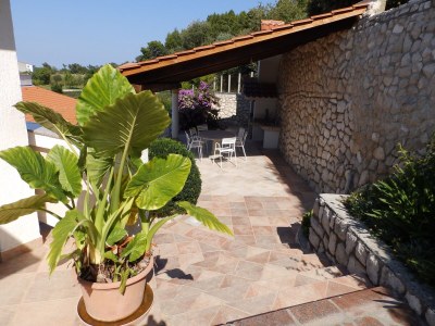 Apartment Four-bedroom apartment with terrace and sea view Kampor, Rab A-12273-b - Outdoor photo 3