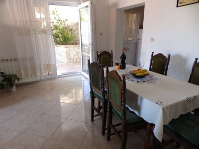 Apartment Four-bedroom apartment with terrace and sea view Kampor, Rab A-12273-b - Outdoor photo 11