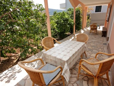 Apartment One bedroom apartment with terrace Marina, Trogir A-6116-a in Marina - Apartment