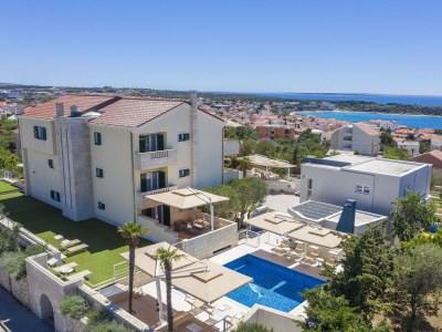 Apartment One bedroom apartment with terrace and sea view Novalja, Pag A-14274-b in Novalja - Apartment