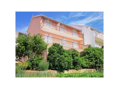 Apartment One bedroom apartment with balcony and sea view Marina, Trogir A-6116-e in Marina - Apartment