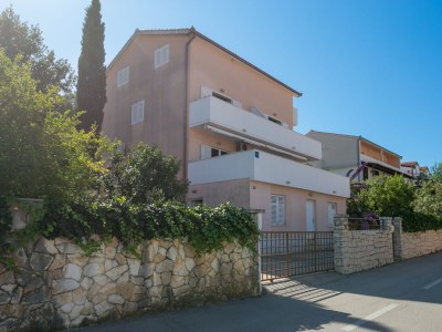 Apartment One bedroom apartment with balcony and sea view Seget Vranjica, Trogir A-14409-b - Outdoor photo 5