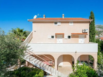 Apartment One bedroom apartment with balcony and sea view Seget Vranjica, Trogir A-14409-b - Outdoor photo 6