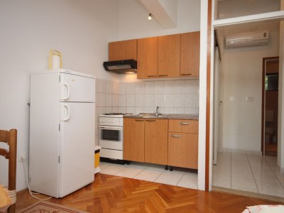 Apartment Two bedroom apartment near beach Podgora, Makarska A-6781-b - Outdoor photo 10