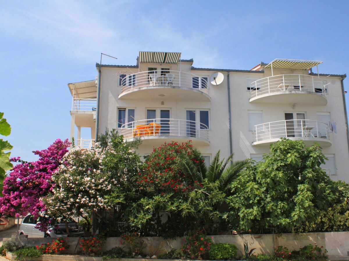 Apartment One bedroom apartment with balcony and sea view Rastići, Čiovo A-6863-c - Outdoor photo 4