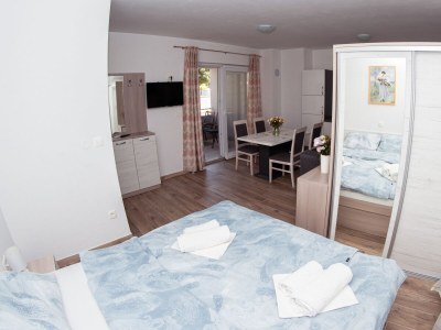 Apartment Studio flat with balcony Biograd na Moru, Biograd AS-23912-a - Outdoor photo 13