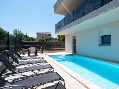 Apartment Two bedroom apartment with air-conditioning Vir - Lozice, Vir A-24328-a - Outdoor photo 4