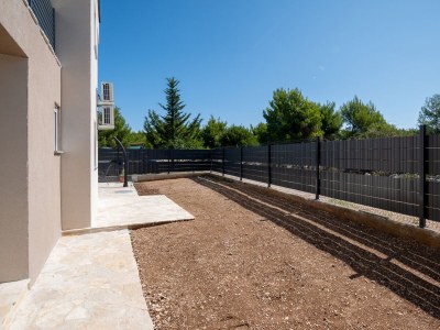 Apartment Two bedroom apartment with air-conditioning Vir - Lozice, Vir A-24328-a - Outdoor photo 8