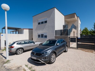 Apartment Two bedroom apartment with air-conditioning Vir - Lozice, Vir A-24328-a - Outdoor photo 9