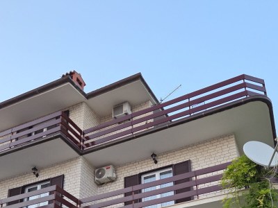 Apartment Two bedroom apartment with balcony and sea view Duće, Omiš A-24975-b - Outdoor photo 3