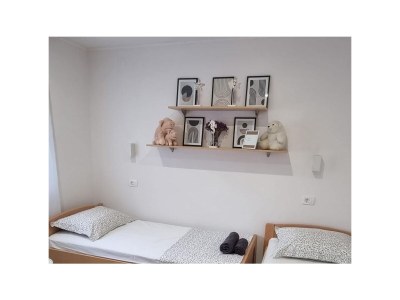 Apartment Two bedroom apartment with balcony and sea view Duće, Omiš A-24975-b - Outdoor photo 14