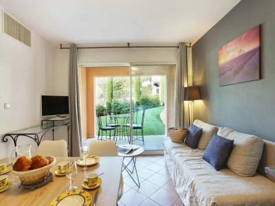 Holiday park Studio in Gréoux-Les-Bains near Lakes - Features photo 6