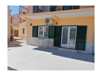 Apartment One bedroom apartment with terrace and sea view Kukljica, Ugljan A-8209-b - Outdoor photo 17