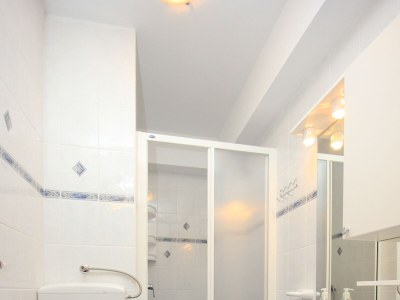 Apartment One bedroom apartment with terrace Kukljica, Ugljan A-8209-c - Outdoor photo 14