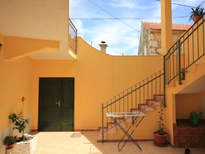 Apartment One bedroom apartment with terrace Kukljica, Ugljan A-8209-c - Outdoor photo 17