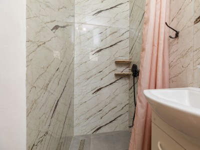 Apartment Two bedroom apartment with terrace and sea view Duće, Omiš A-2758-b - Outdoor photo 21