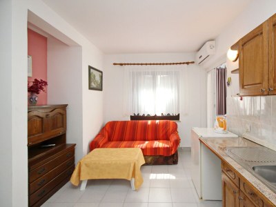 Apartment Three bedroom apartment with terrace Baška, Krk A-19195-a - Outdoor photo 3