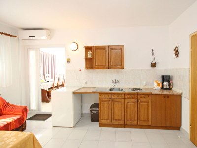 Apartment Three bedroom apartment with terrace Baška, Krk A-19195-a - Outdoor photo 5