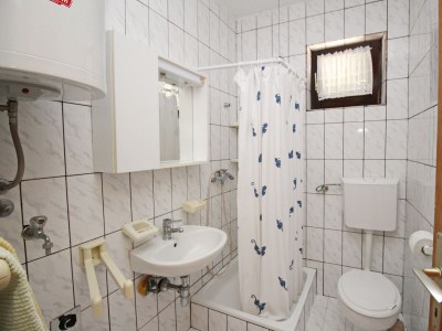 Apartment Three bedroom apartment with terrace Baška, Krk A-19195-a - Outdoor photo 13