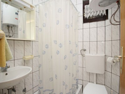 Apartment Three bedroom apartment with terrace Baška, Krk A-19195-a - Outdoor photo 14