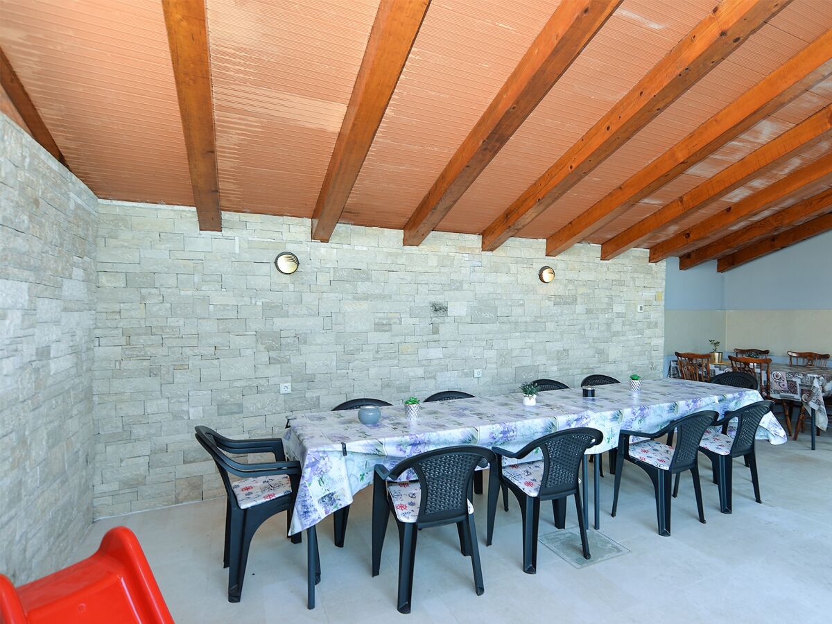 Apartment Three bedroom apartment with terrace Medulin A-21025-a - Outdoor photo 4