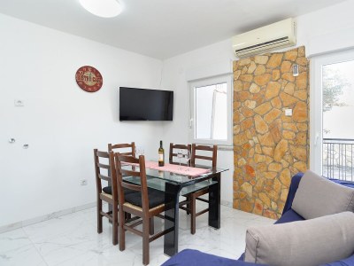 Apartment Three bedroom apartment with terrace Medulin A-21025-a - Outdoor photo 12