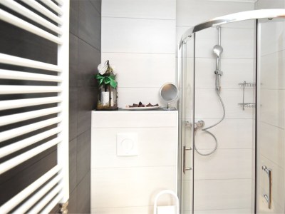 Apartment Gemütliches Ferienhaus mit Pool in Blankenburg - Features photo 19