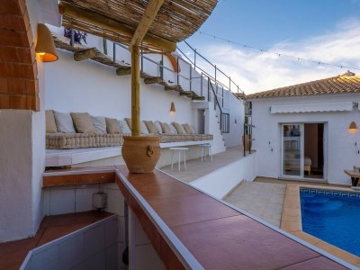 Holiday house Beautiful villa with pool and stunning view - Outdoor photo 36