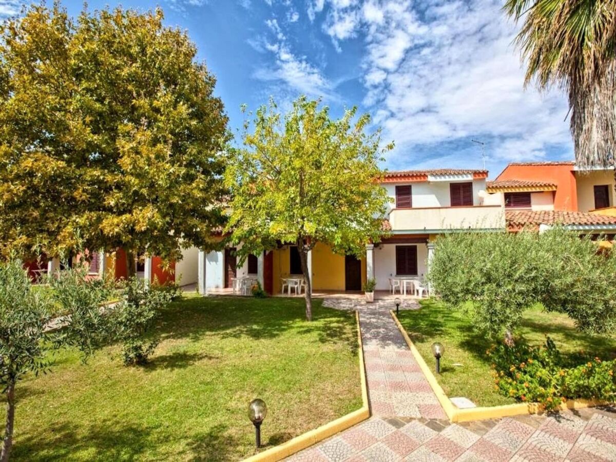 Apartment Apartment with Pool and Private Parking