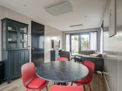 Holiday house Holiday home by the coast in Julianadorp - Features photo 15