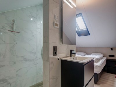 Holiday house Holiday home by the coast in Julianadorp - Features photo 23