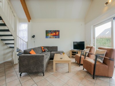 Holiday house Spacious holiday home in Julianadorp - Features photo 4