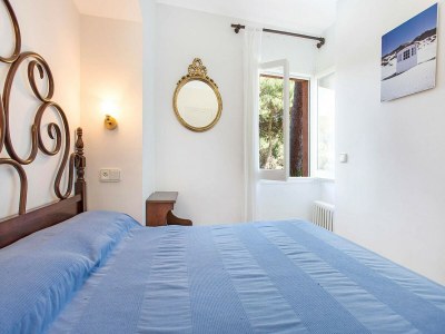 Apartment Apartment in Spain near Beach & City Center - Features photo 14