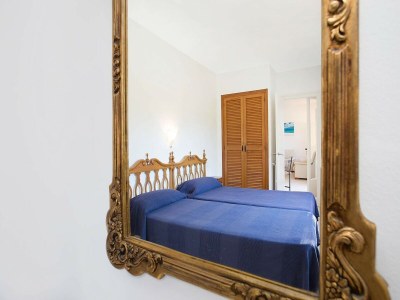 Apartment Apartment in Spain near Beach & City Center - Features photo 15