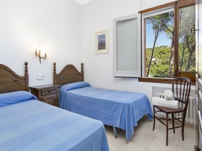 Apartment Apartment in Llafranc near Beach & Pool - Features photo 7