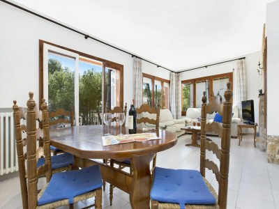 Apartment Apartment in Llafranc near Beach & Pool - Features photo 12