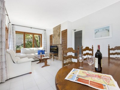 Apartment Apartment in Llafranc near Beach & Pool - Features photo 13