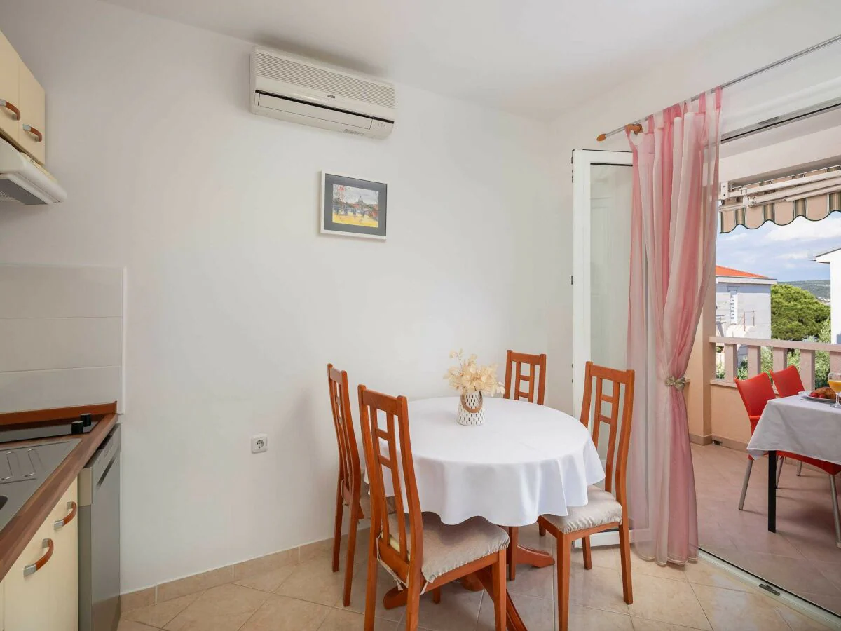 Apartment Apartment Bella Vista - Two Bedroom Apartment with Terrace (A4) - Outdoor photo 2