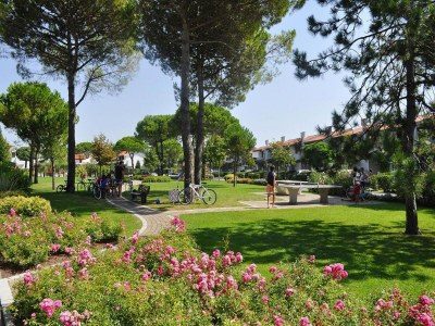 Holiday park Ferienanlage Villaggio Danubio, Bibione - Outdoor photo 5