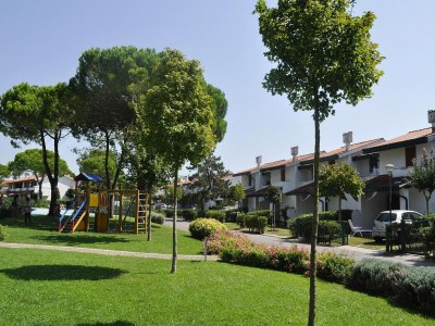 Holiday park Ferienanlage Villaggio Danubio, Bibione - Outdoor photo 8