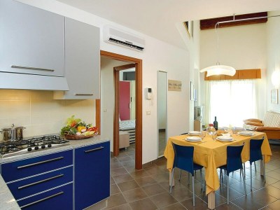 Holiday park Apartment for 4 with Children's Pool - Features photo 9