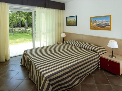 Holiday park Apartment for 4 with Children's Pool - Features photo 11
