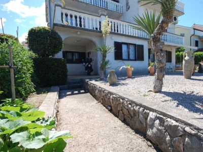 Apartment Two bedroom apartment with terrace Njivice, Krk A-21871-b - Outdoor photo 15