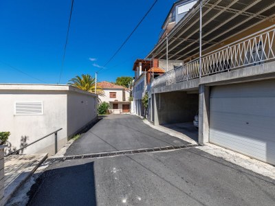 Apartment Three bedroom apartment with balcony and sea view Sumpetar, Omiš A-950-a - Outdoor photo 9