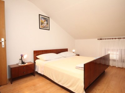 Apartment Two bedroom apartment with terrace and sea view Kukljica, Ugljan A-8237-a - Outdoor photo 17