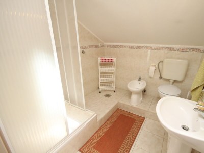 Apartment Two bedroom apartment with terrace and sea view Kukljica, Ugljan A-8237-a - Outdoor photo 23