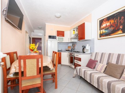 Apartment Two bedroom apartment with terrace Pakoštane, Biograd A-19889-a - Outdoor photo 11