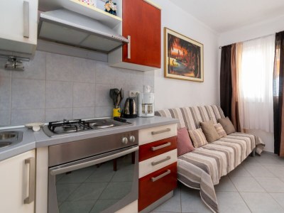 Apartment Two bedroom apartment with terrace Pakoštane, Biograd A-19889-a - Outdoor photo 13