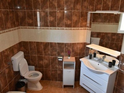 Apartment One bedroom apartment with balcony and sea view Kaštel Lukšić, Kaštela A-22071-a - Outdoor photo 13