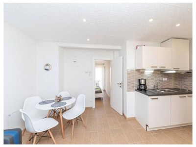 Apartment One bedroom apartment with terrace and sea view Kaštel Lukšić, Kaštela A-22071-b - Outdoor photo 12